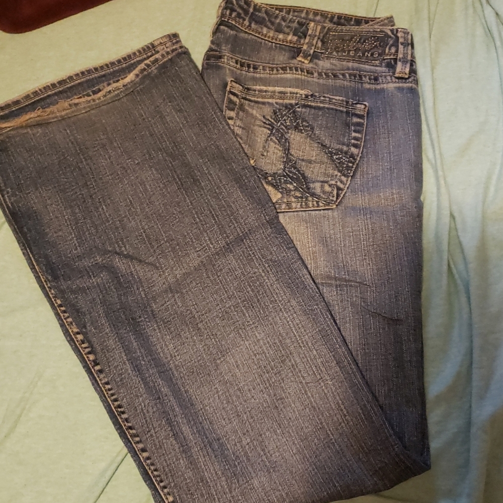 Jeans - Picture 10 of 10